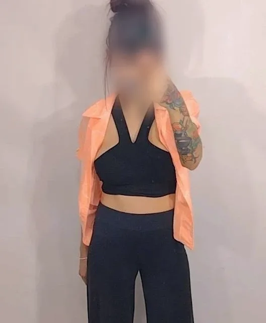 Fanni, 25