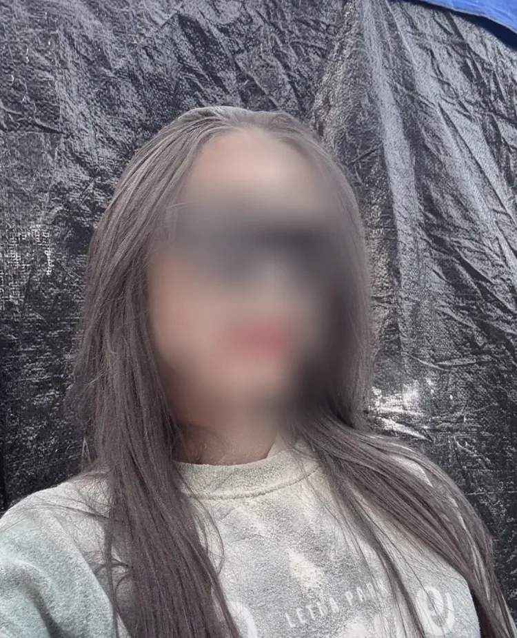 Sanna, 23
